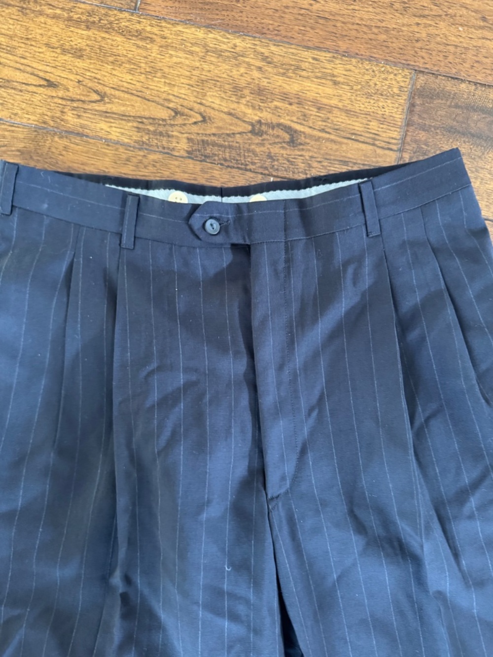 Nautica Classic Black Pinstripe Men's Suit Jacket and Pants - Picture 5 of 12